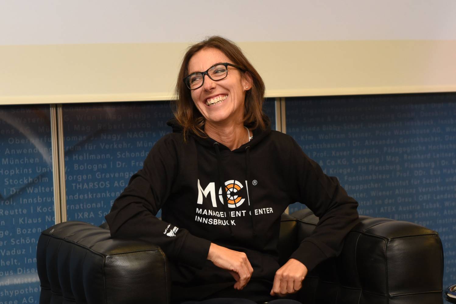 Susanne Steidl freute sich über den MCI Hoody.