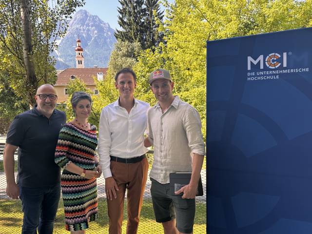 „Distinguished Guest“ am MCI Campus Lienz begeistert mit Mut, Fokus und viel Motivation