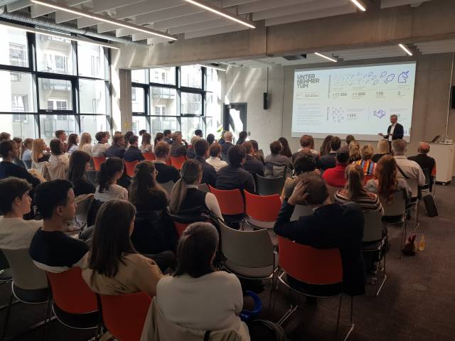 Innovation hautnah erleben.