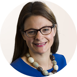 Carolin Schönherr, CFA, Risk Advisor | Strategic Thinker | Passionate Problem Solver | Connector