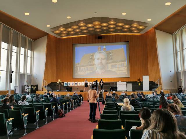 <p>Keynote von Oberbürgermeister Boris Palmer beim Entrepreneurship Summit, ©MCI Tourismus</p>