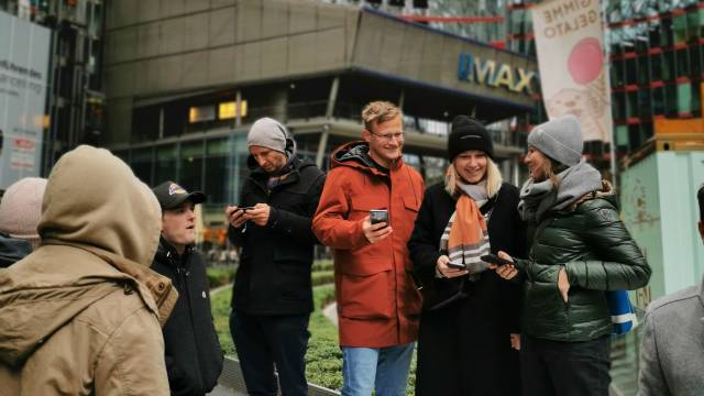 <p>Studierende präsentieren Tourismusattraktionen und geschichtsträchtige Orte in Berlin, ©MCI Tourismus</p>