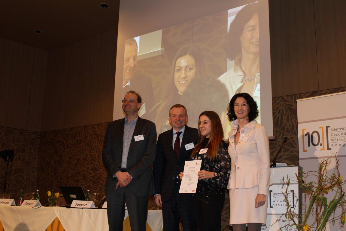 Health Research Award mit MCI-Preisträgerin Kathrin-Anna Brodtrager.