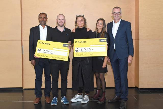 Sofa festival net proceeds go to social institutions