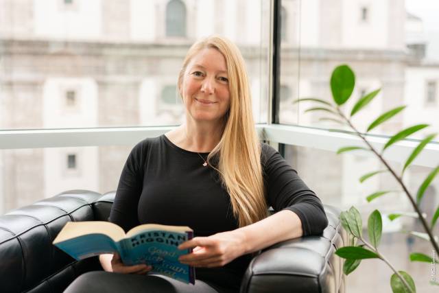 <p><strong>Susanne Kirchmair</strong>, Library Services & Assistance:</p><p><em>“I am happy to make 3 reading recommendations on the occasion of International Women's Day:</em></p><p><strong><em>Helga Esselborn-Krumbiegel</em></strong></p><p><strong><em>Von der Idee zum Text</em></strong></p><p><em>Author Helga Esselborn-Krumbiegel has put her many years of experience from writing seminars with students into an easy-to-read, practical guide with easy-to-implement tips and many examples.</em></p><p><em>A great support for anyone who is just getting to grips with academic writing, to be found in the MCI Library with the label 090-Esse and </em><a href=
