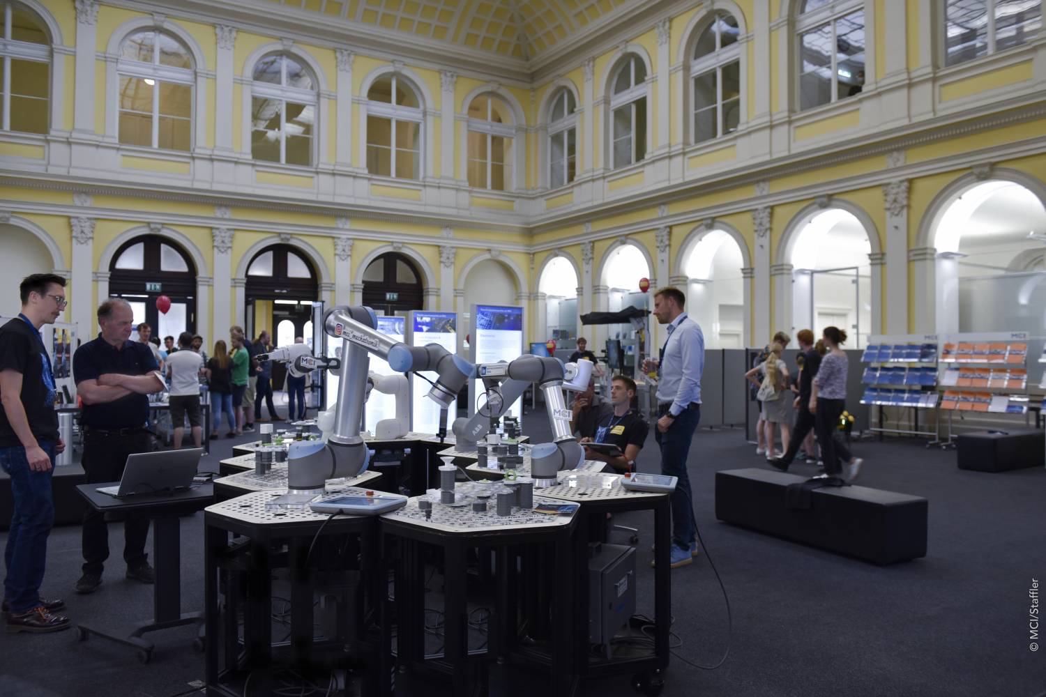 <p>Die Lange Nacht der Forschung am MCI ermöglichte hautnahe Einblicke in die Forschung der Unternehmerischen Hochschule<sup>®</sup>. ©MCI/Staffler</p>
