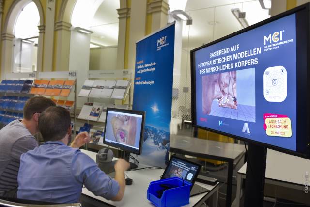 <p>Die Lange Nacht der Forschung am MCI ermöglichte hautnahe Einblicke in die Forschung der Unternehmerischen Hochschule<sup>®</sup>. ©MCI/Staffler</p>