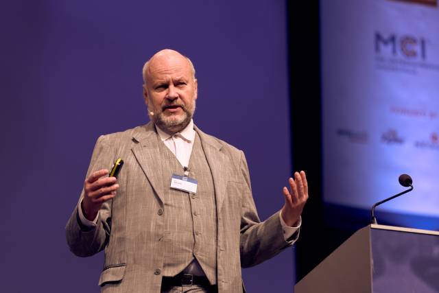 Axel Paeger | Gesundheit 2050 – Perfektion aus der Retorte oder unwägbare Risiken? © Klaus Maislinger