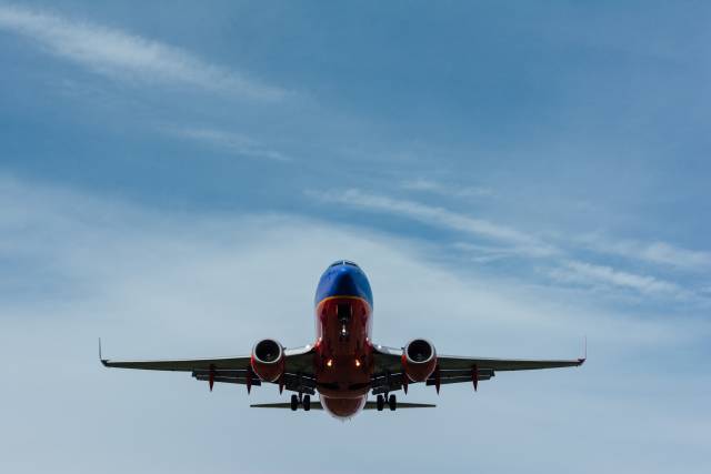 Ab Oktober 2022 können interessierte Pilotinnen und Piloten laufend mit dem Weiterbildungsbachelor starten, ohne an die üblichen Semester- und Vorlesungszeiten gebunden zu sein. ©Unsplash