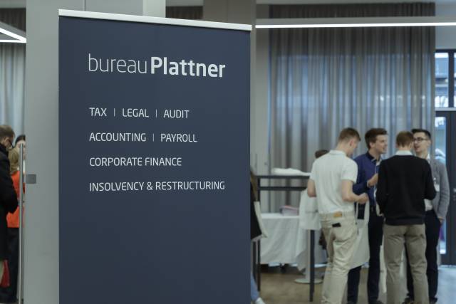 Das Südtiroler Wirtschaftsforum lädt zum lockeren Austausch und Networking mit Kunden, Partnern und Freunden ein. © Ingrid Heiss