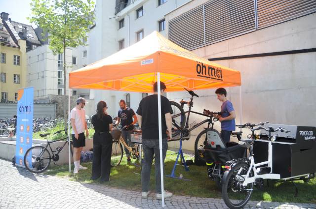 <p>MCI Sustainability Week 2023: Together for a sustainable future - Bike Repair Cafe, öh mci. ©MCI</p>
