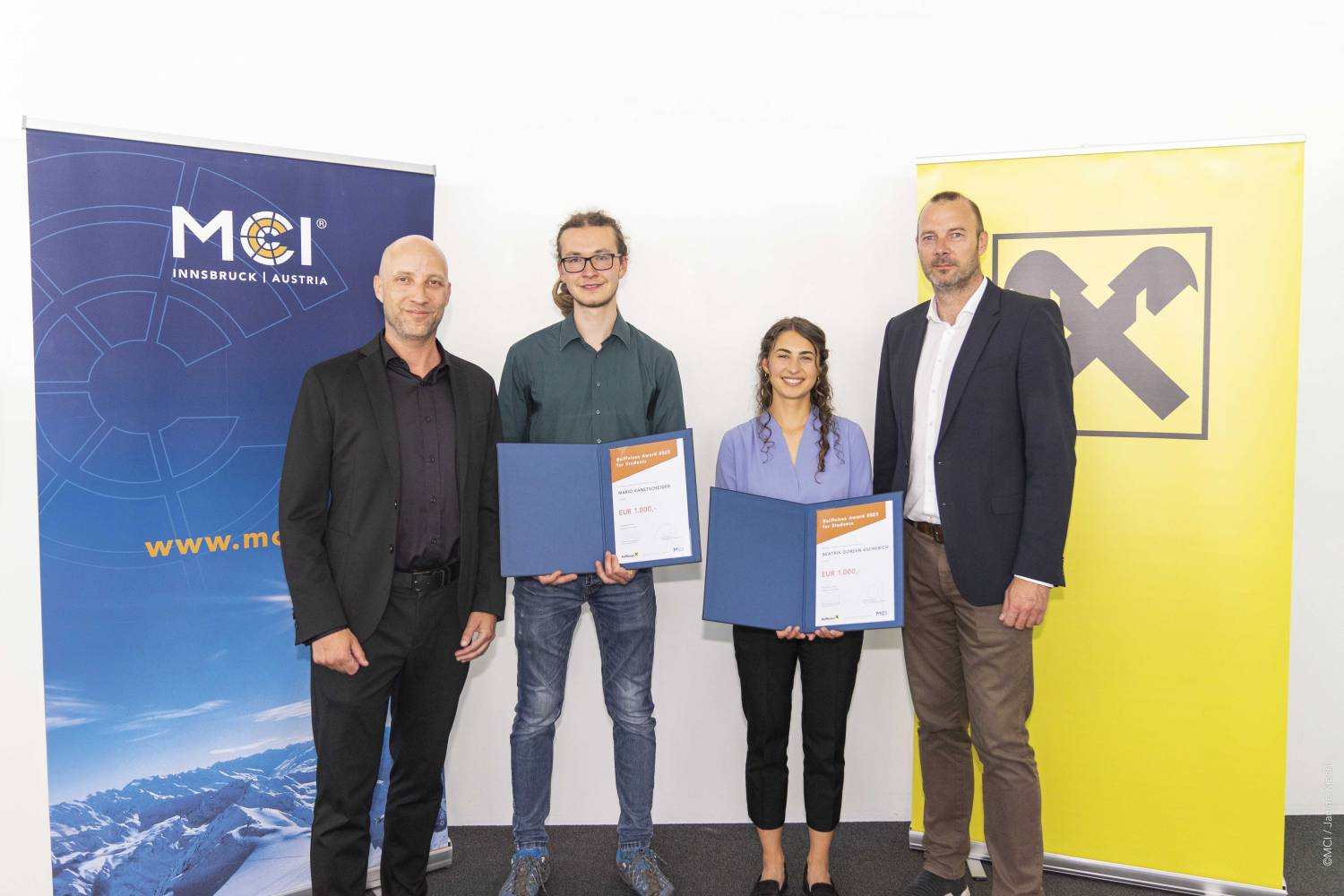 The winners of the Raiffeisen Award 2023 ©MCI / Janine Kiechl