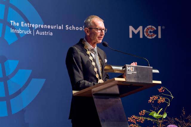 Impressionen der MCI Sponsionsfeiern 2023 im Congress Innsbruck ©Klaus Maislinger