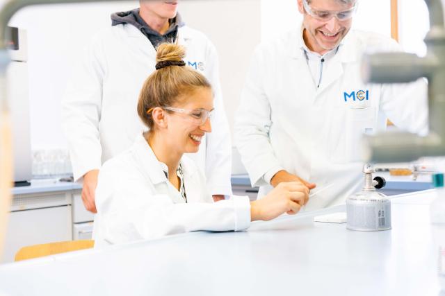 Norbert Netzer prägte die Gestaltung und Weiterentwicklung der technischen Studiengänge am MCI maßgeblich. ©MCI / Anna Geisler