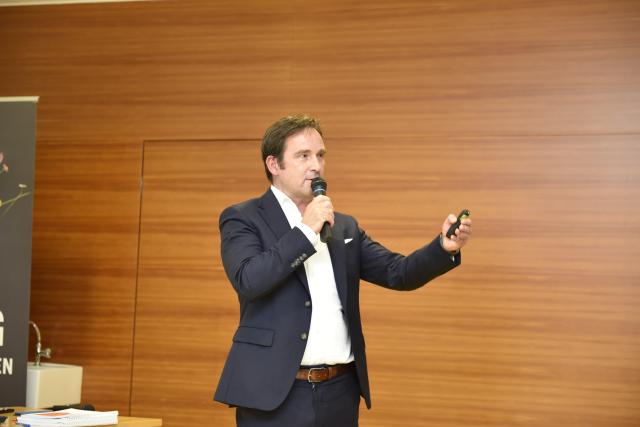 Hermann Erlach, CEO of Microsoft Austria ©MCI