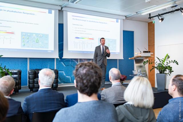 Harald Schöbel bei seiner Antrittsvorlesung ©MCI / Marc Scherr