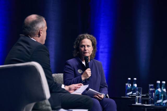 ALETTA VON MASSENBACH | CEO und CFO der FBB, dem Betreiber und Eigentümer des Flughafens Berlin Brandenburg (BER) © Klaus Maislinger