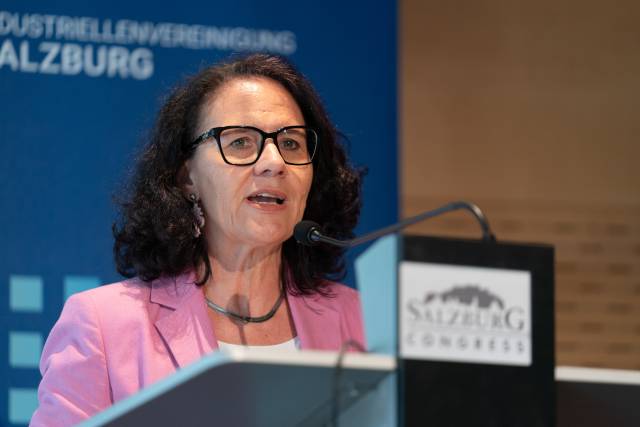 Daniela Gutschi  |  Landesrätin für Bildung, Gesundheit & Diversität ©Birgit Probst Photographie