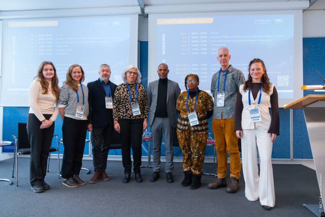 Audrey Ryan (Roger Williams University), Clare Robinson (SAR), Oleksandr Shtokvych (Central European University), Regina Obexer (MCI), Belachew Gebrewold (MCI), Stella Nyanzi (Genderforscherin & Aktivistin), Adam Braver (SAR), Laura Feith González (MCI) ©MCI/Aaron Heimerl<br />