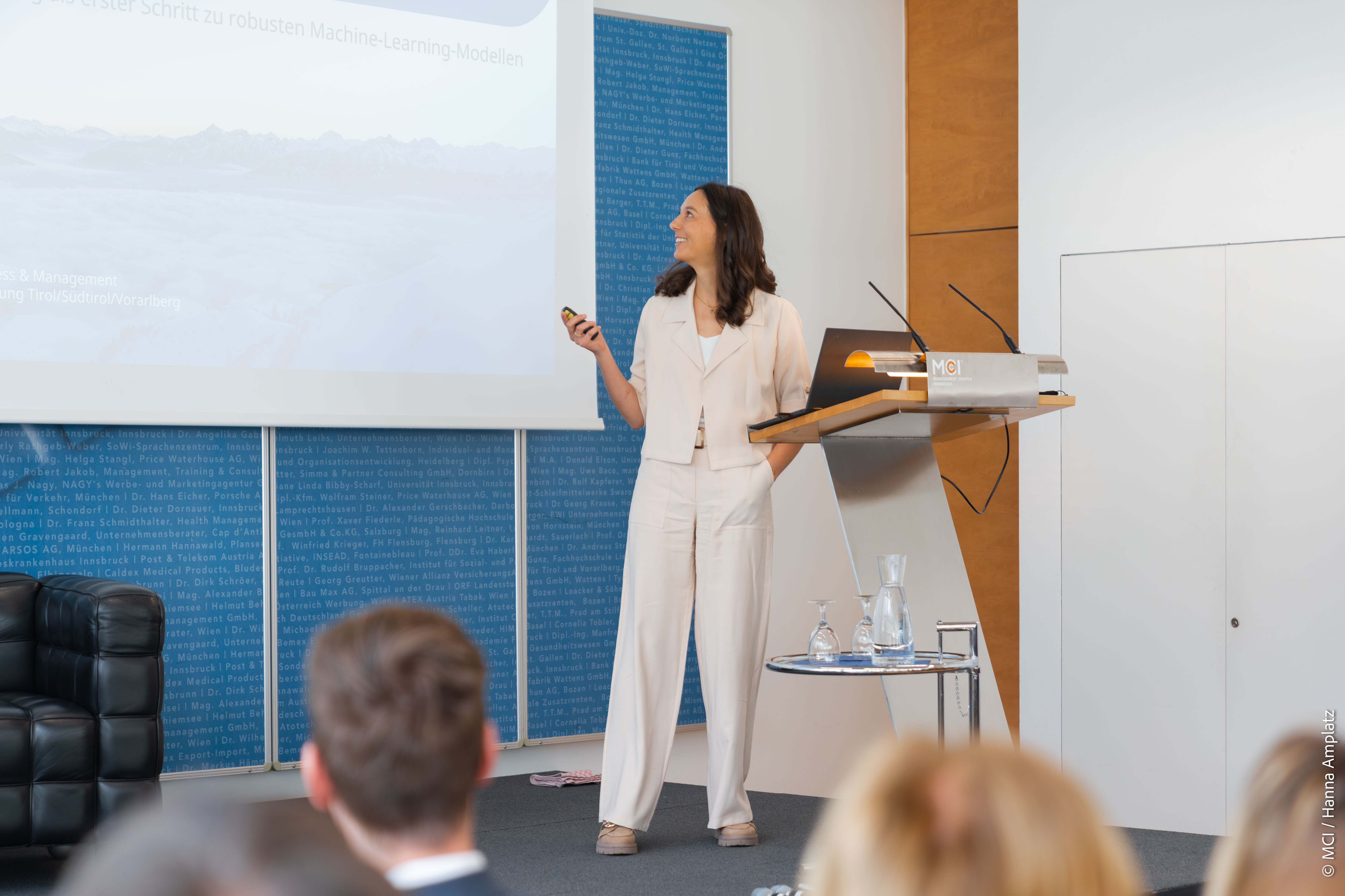 Lisa Perkhofer bei ihrer Antrittsvorlesung ©MCI/Hanna Amplatz<br />