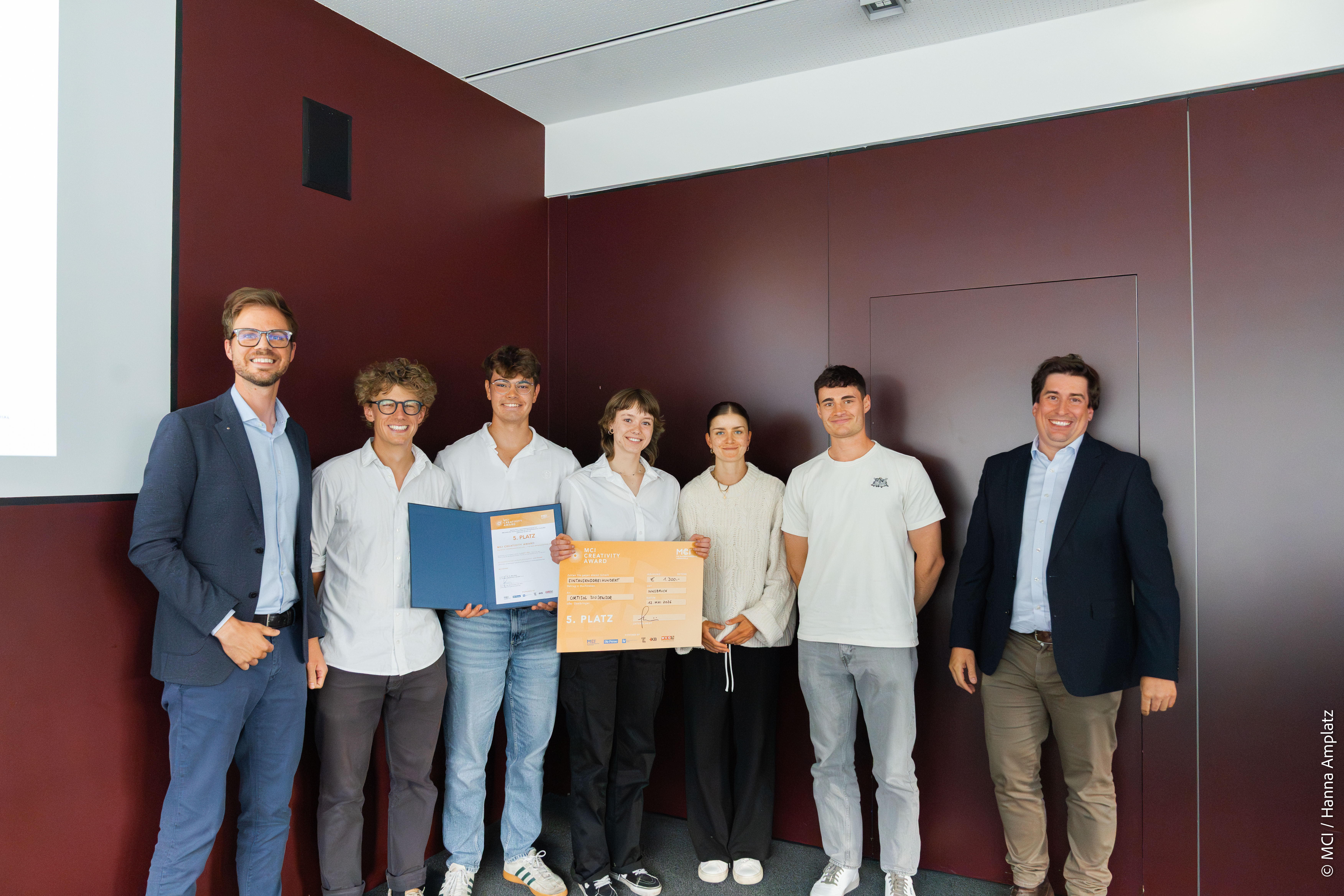 5th Place: Cortisol Biosensor | From left: Benjamin Suitner (MCI), Thomas Angerer, Moritz Obrist, Saskia Eisel, Nele Carolus, Hannes Hofmann, and Martin Pillei (MCI) ©MCI/Hanna Amplatz<br />