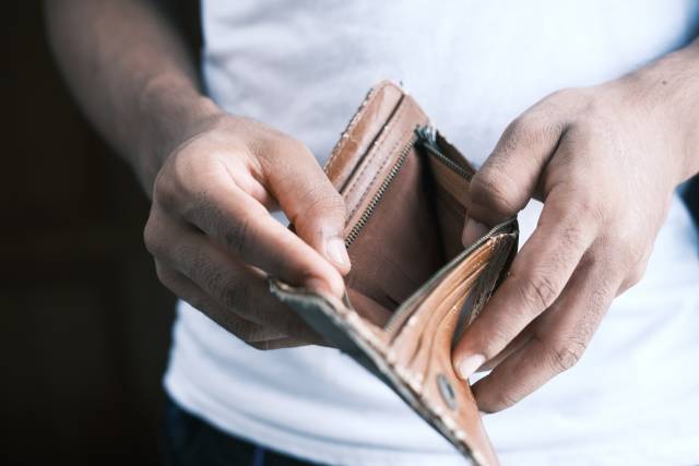 Precarious Realities - Poverty Research between Crisis and Resilience