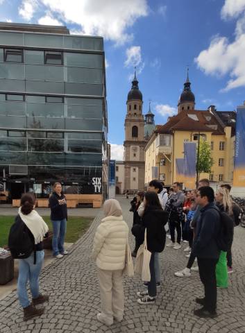 <p>MCI Orientation Days - Campustour - Einführung MCI Bibliotheksservices. ©MCI</p>