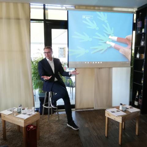 <p>Peter Mirski zu Besuch beim Competence Center Innsbruck</p>