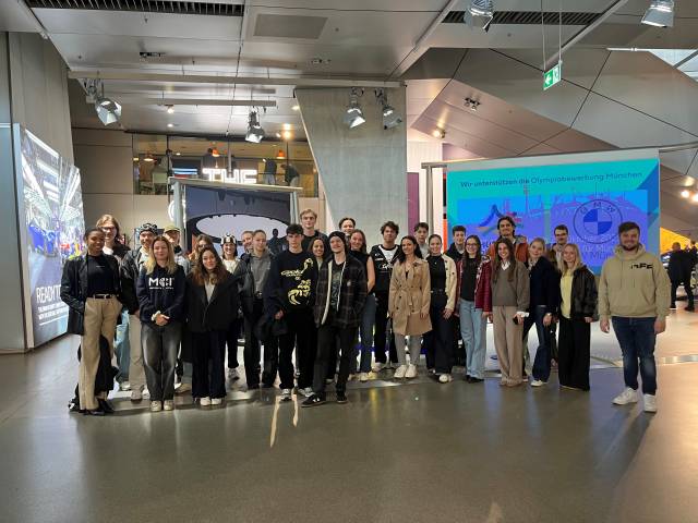 Praxisnahe Einblicke in Industrie, KI und Medien