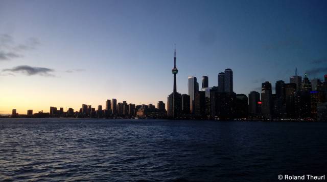 <p>Toronto‘s beeindruckende Skyline bei Nacht</p>