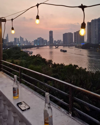 <p>Skyline in Vietnam ©Fletschinger/Just</p>