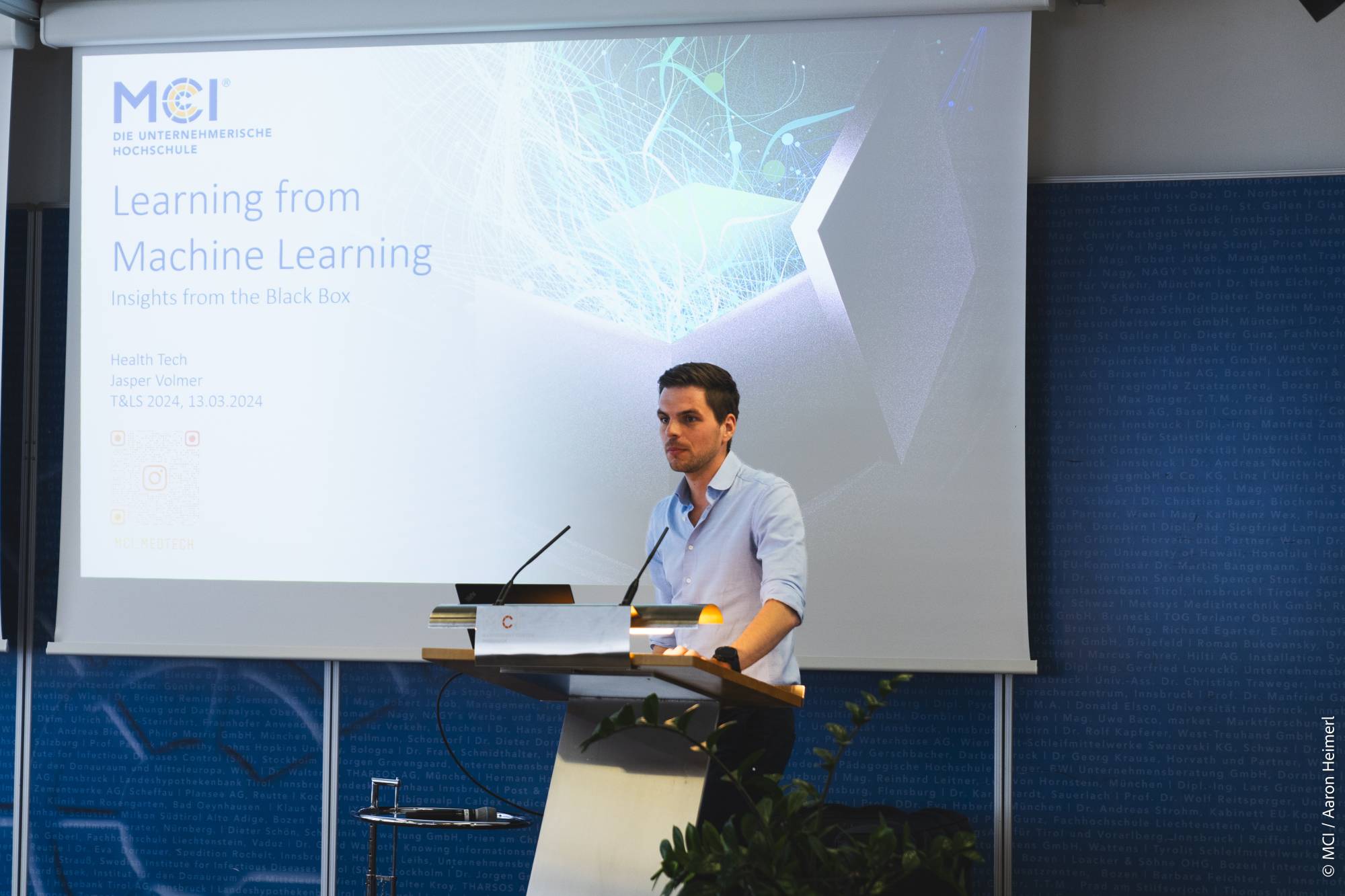 <p>Jasper Volmer beim Forum Technologie & Life Sciences © MCI / Aaron Heimerl</p>