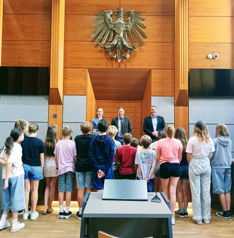 Experiencing Law Up Close at the 2025 Children's Summer University