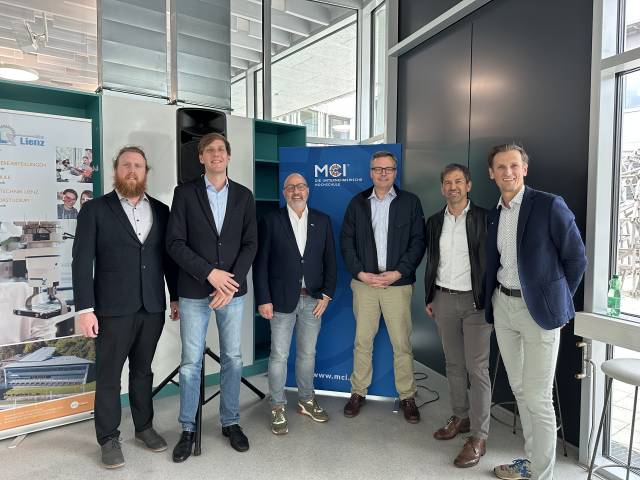 <p>From left to right: Phillip Kronthaler (MCI), Benjamin Massow (MCI), Andreas Kraler (HELLA), Holger König (LIEBHERR), Edwin Meindl (MICADO), Hansjörg Jaufenthaler (MCI) ©MCI/Ebenberger</p>