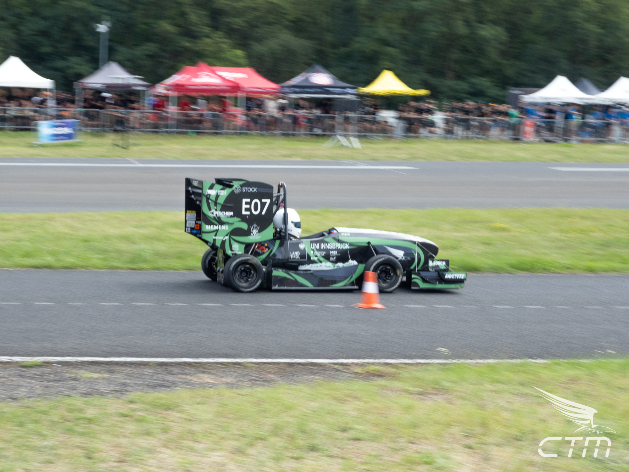 <p>Rennwagen NIVIS ©Campus Tirol Motorsport</p>