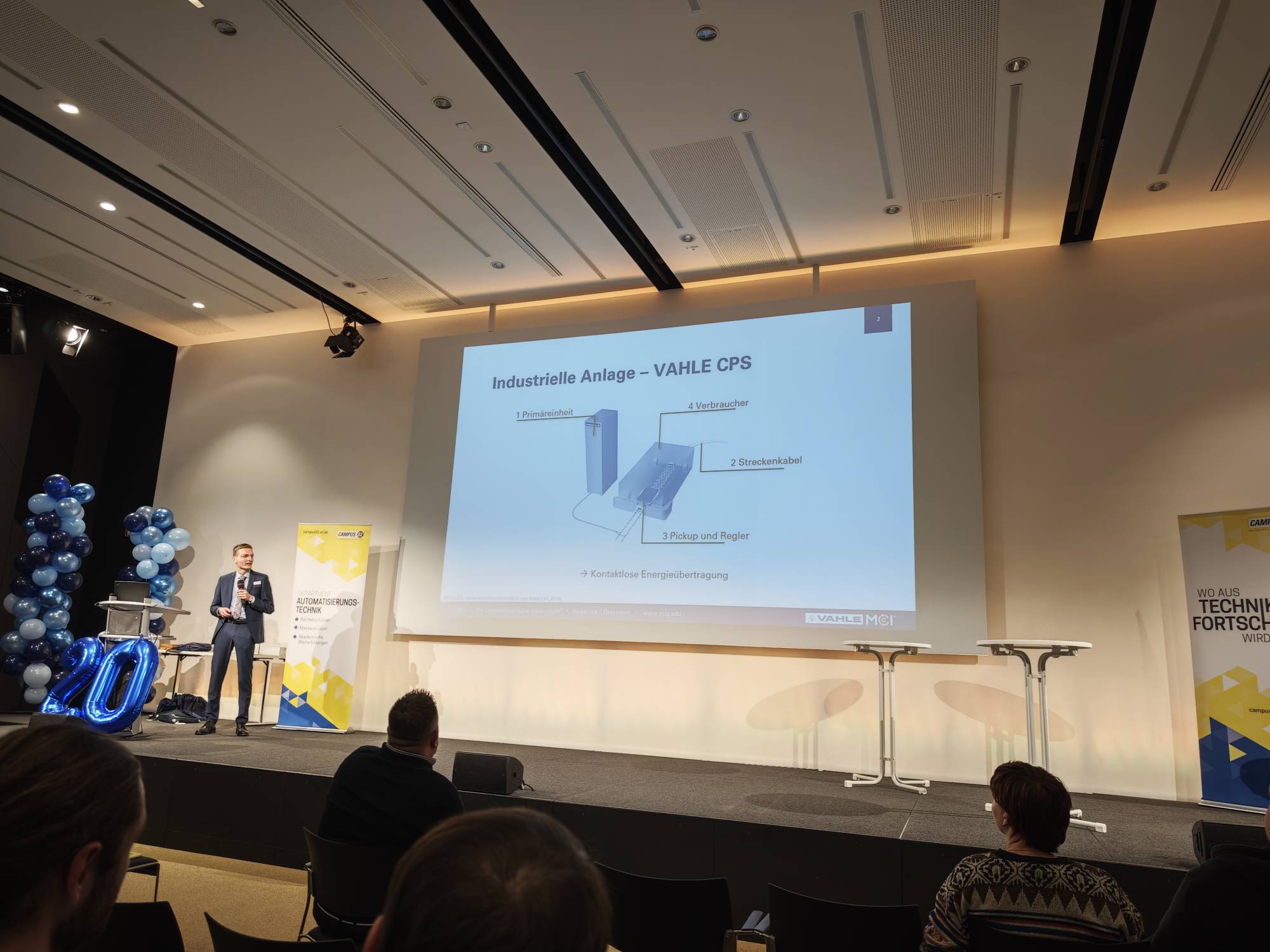 <p>Josef Obwaller präsentierte seine Bachelorarbeit im Rahmen der Konferenz ©MCI</p>