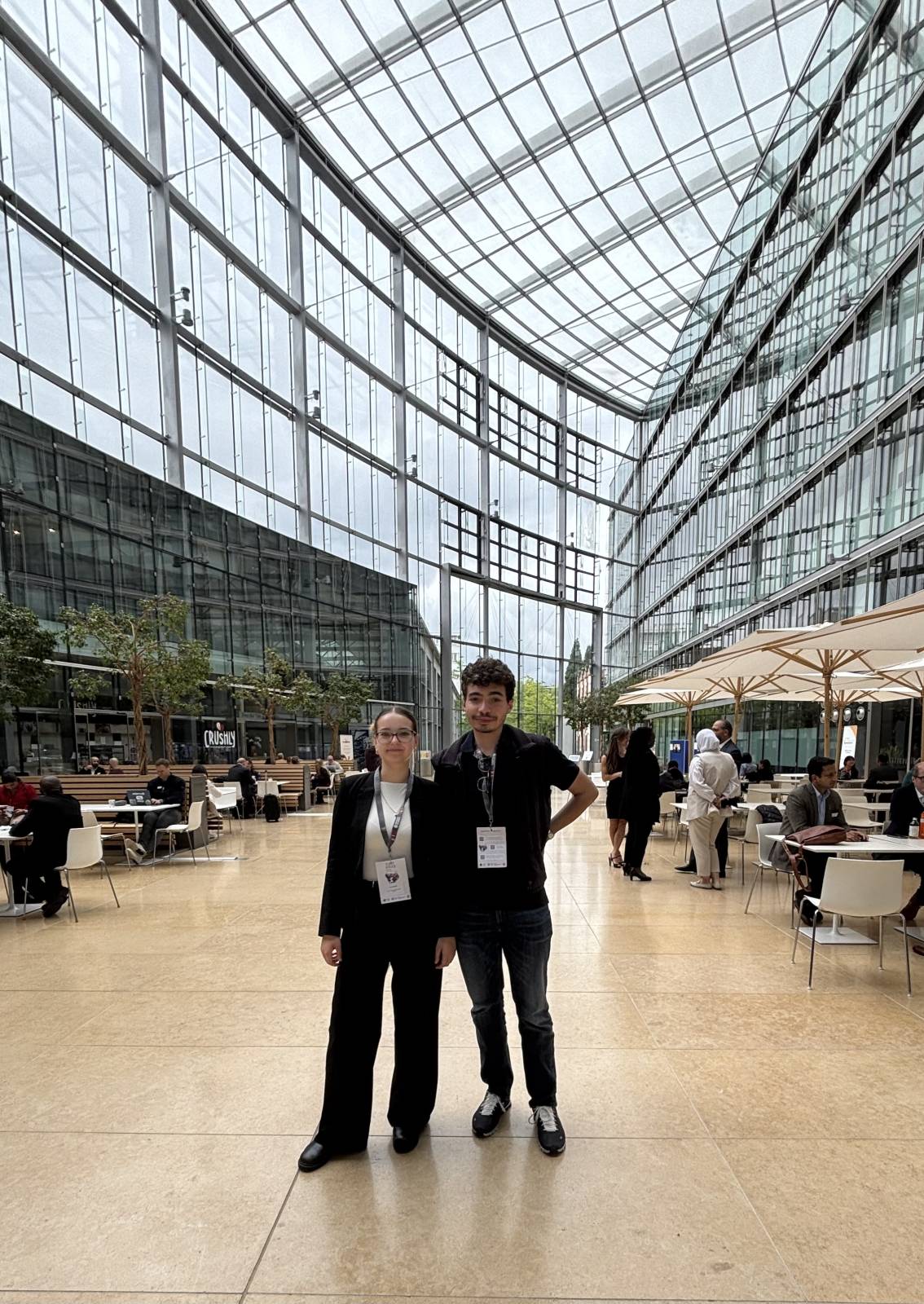 <p>IHSM students Sonja Končar & Zakaria Benkhaled at the campus ©Sonja Končar</p>