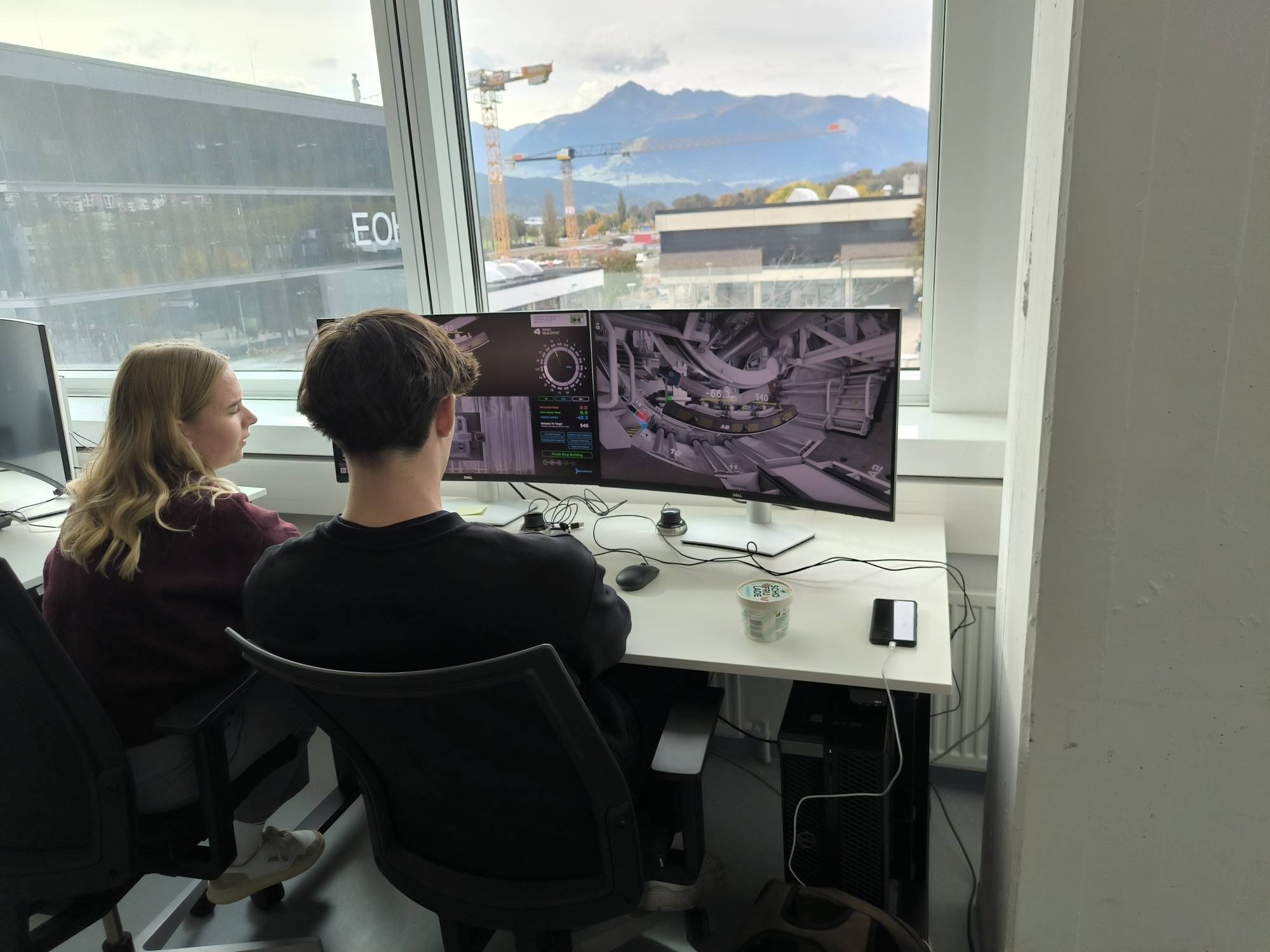 <p>Auch in die Aspekte der baulichen Planung im Bereich der Tunnelwelten (TIM – Tunnel Information Modeling) konnten die Studierenden mittels VR-Technologien eintauchen. Foto: © Markus Gantner & Felix Gostner</p>