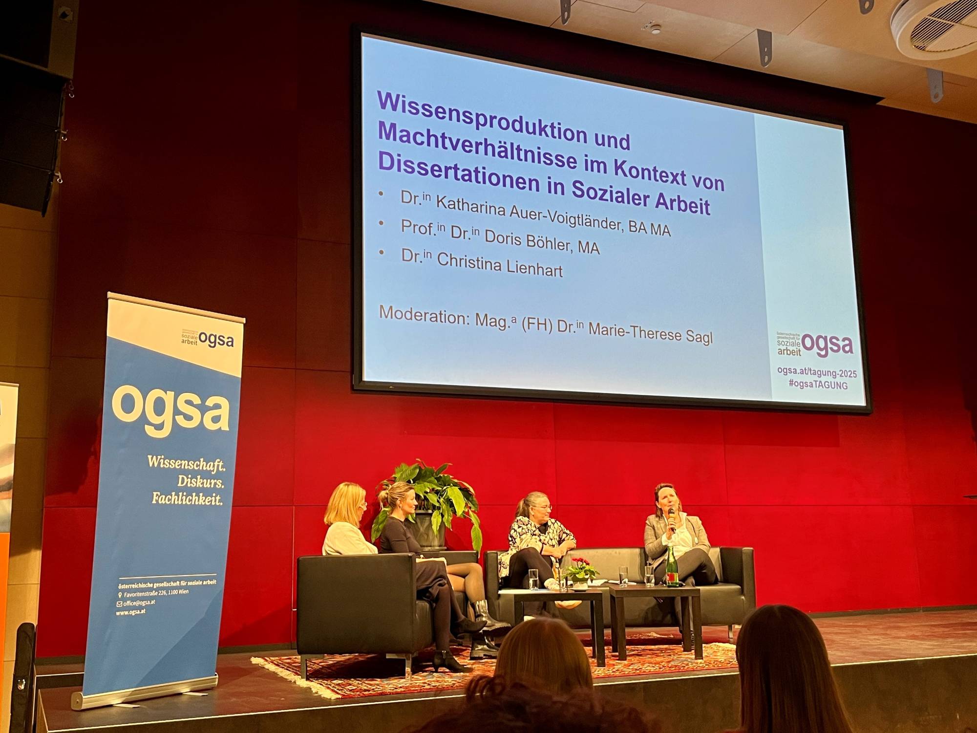 <p>Impressions from the 7th ogsaCONFERENCE in Graz | Panel discussion with Christina Lienhart (right) and others © MCI/Reisberger</p>