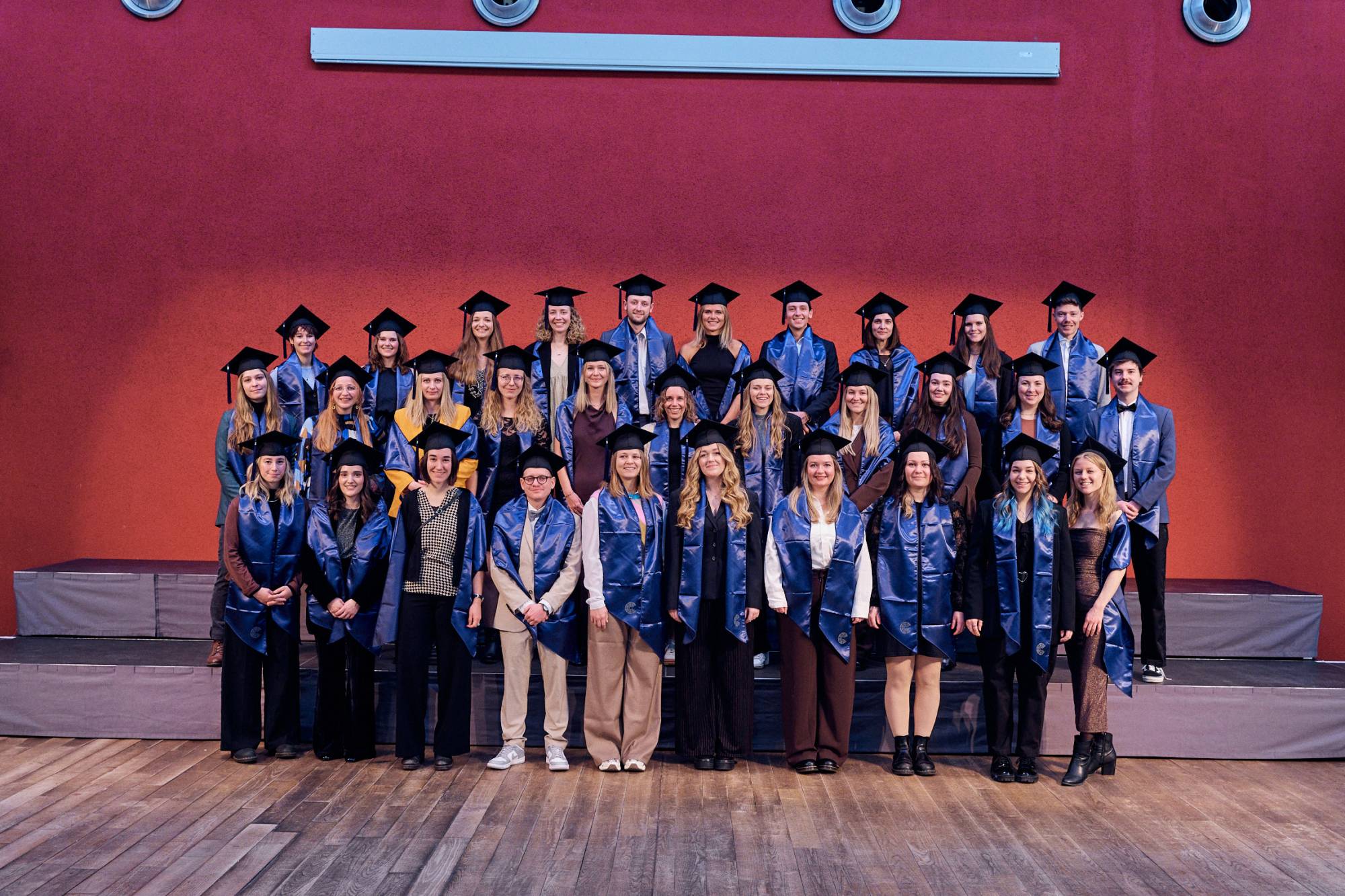 <p>Eindrücke der Sponsion am Department Soziale Arbeit | Absolvent:innen Masterstudium Soziale Arbeit, Sozialpolitik & -management ©Klaus Maislinger</p>