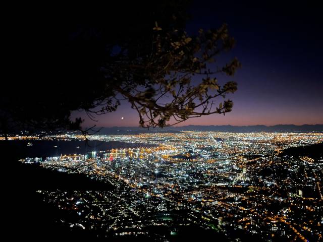 <p>Trotz eines vollgepackten Studiums sind wir sogar auf den Lion's Head gewandert, um einen spektakulären Sonnenaufgang zu erleben! © Conrardy</p>