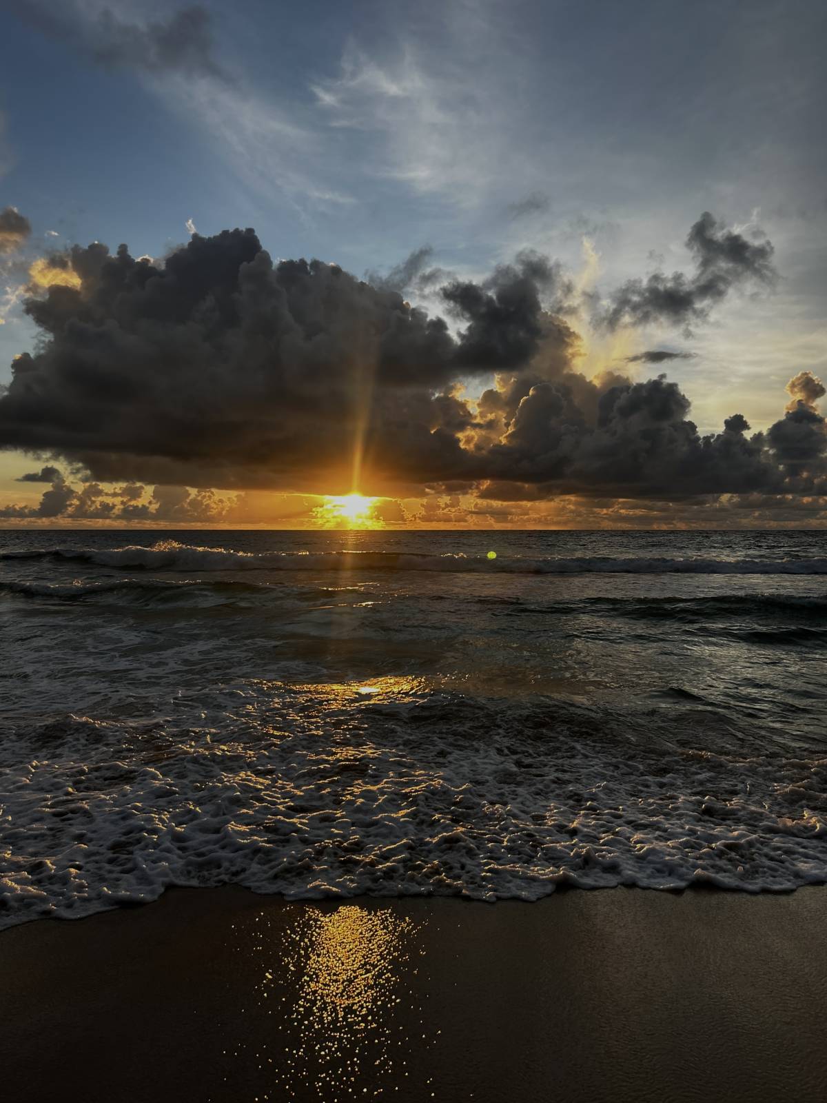 <p>Die schönsten Strände mit den besten Sonnenuntergängen findet man in Thailand © Taferner</p>
