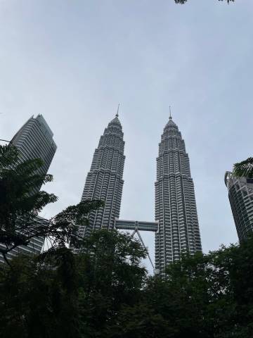 <p>Petronas Twin Towers from Kuala Lumpur City Centre Park ©Mark</p>