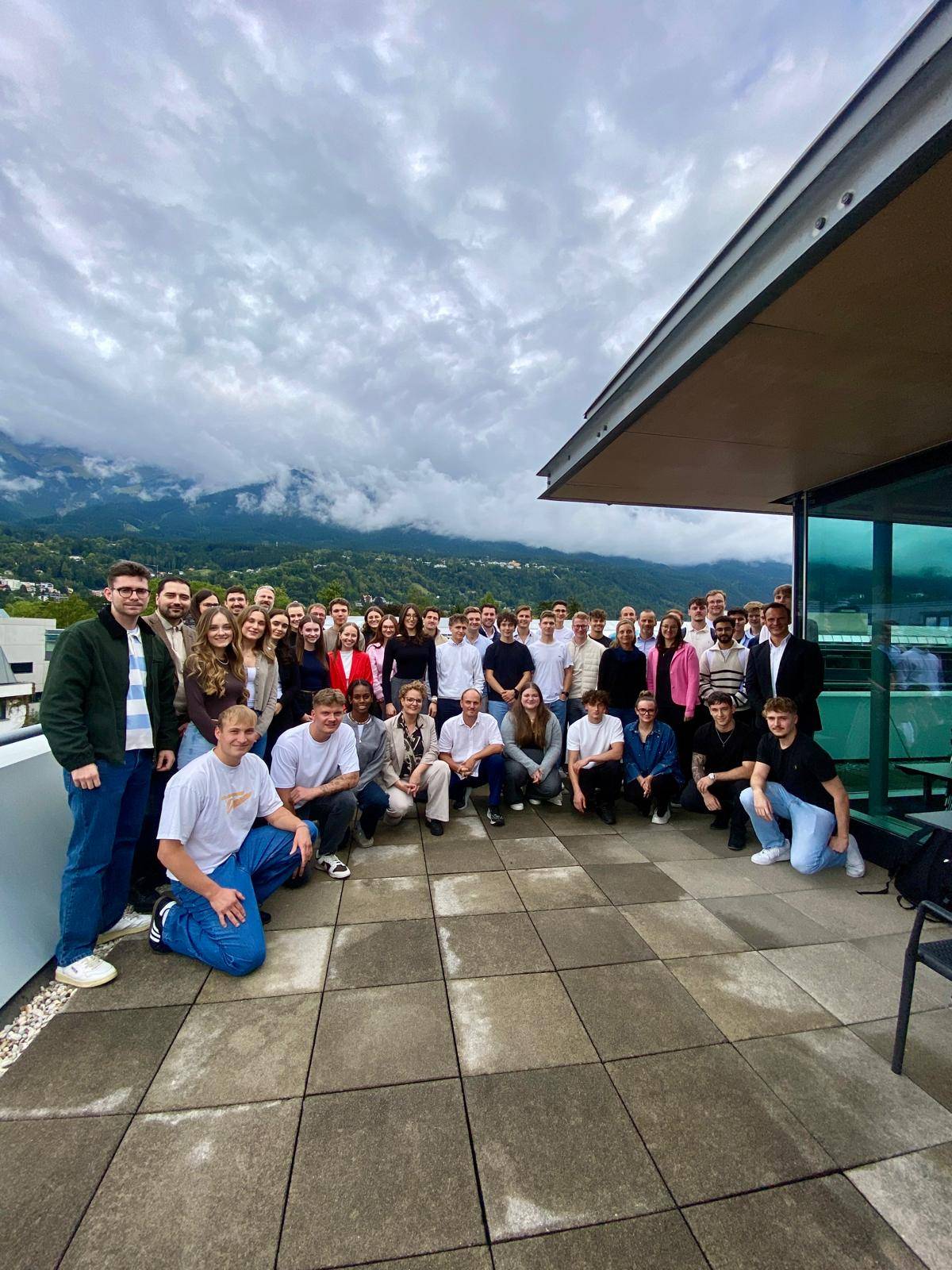 <p>Students of the bachelor's program in Business & Management for Professionals (year 2025) ©MCI/Janina Platt</p>