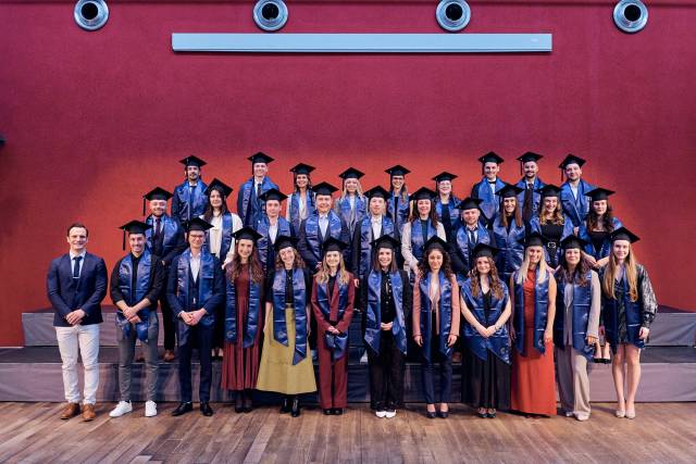 <p>Unsere Master-Absolvent:innen des Studiums International Business & Management © Klaus Maislinger</p>