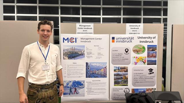 <p>Presentation of Student Life in Innsbruck at the NCKU © Peter Hopfgartner</p>