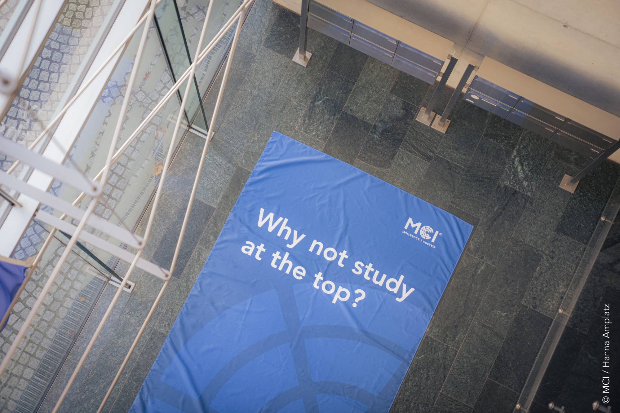 <p>Why not study at the top? ©MCI/Hanna Amplatz</p>