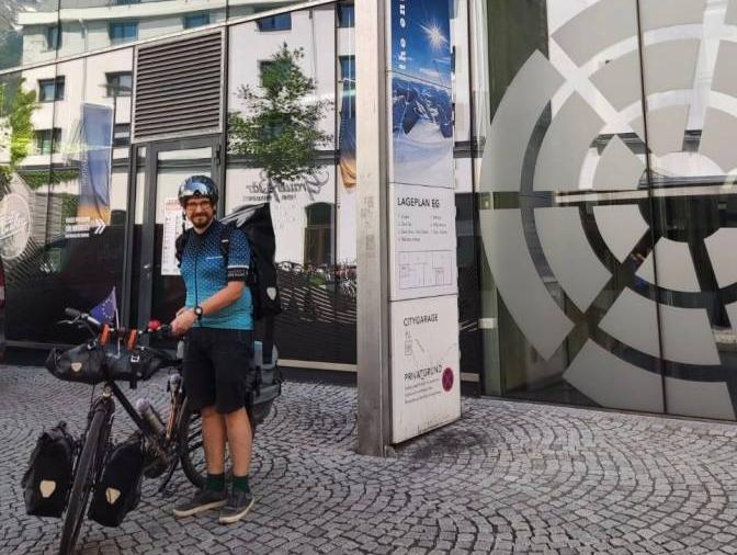 Mit dem Fahrrad durch Europa als Zeichen für 