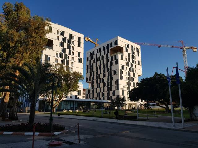 <p>Studentenwohnheim am Campus der IDC Herzliya <span style=