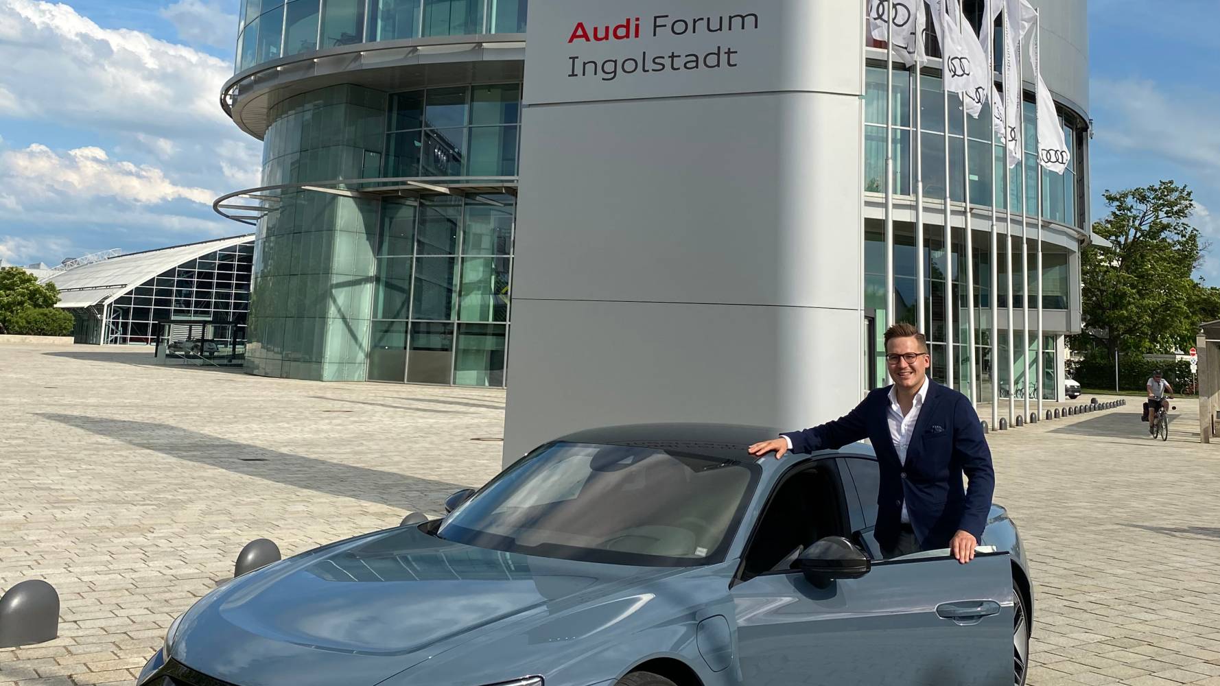 Im Interview erzählt Alumnus Luca Strobel von seiner spannenden Praktikumszeit bei Audi in Ingolstadt.